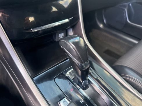 Used 2017 Honda Accord Sport image 27