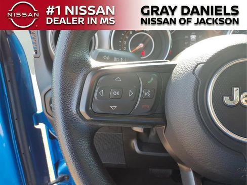Used 2022 Jeep Wrangler Unlimited Sport AWD/4WD image 14