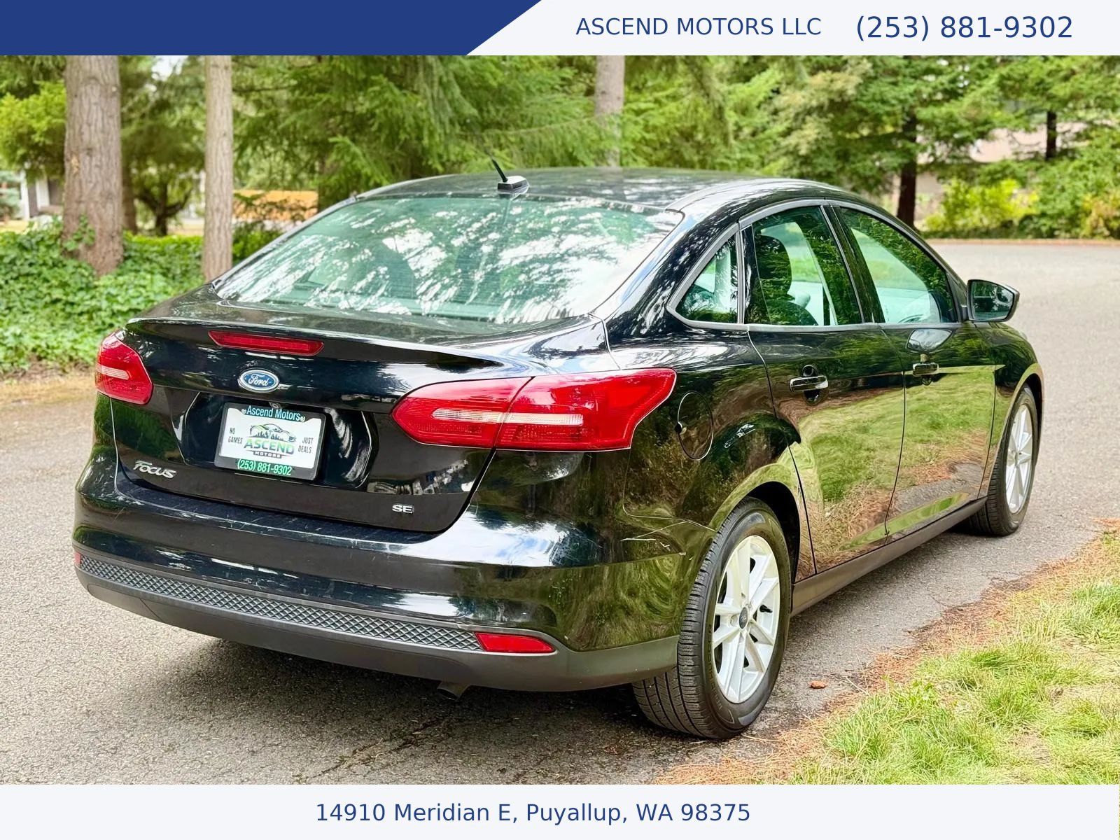 Used 2016 Ford Focus SE FWD image 5