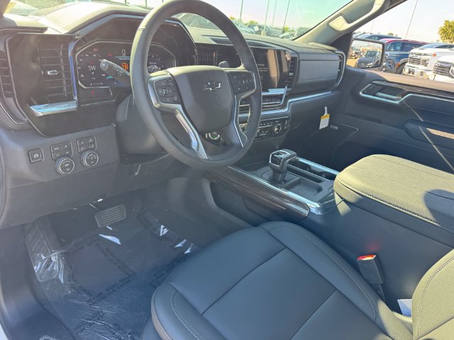 New 2026 Chevrolet Silverado 1500 RST AWD/4WD image 13