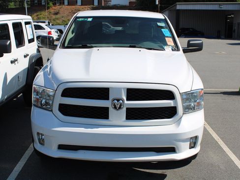 Used 2019 RAM 1500 Express w/ Express Value Package AWD/4WD image 2