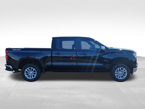 Used 2025 Chevrolet Silverado 1500 LT AWD/4WD image 6