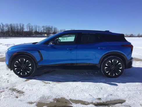 Used 2024 Chevrolet Blazer EV RS image 9