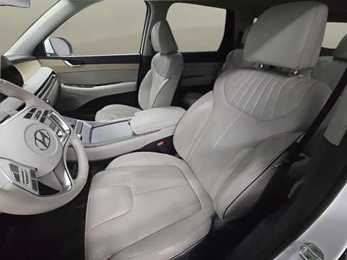 Used 2023 Hyundai Palisade Limited AWD/4WD image 14