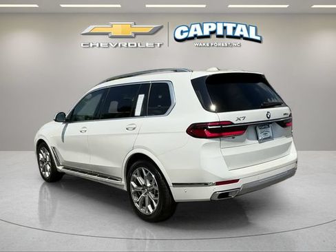 Used 2026 BMW X7 xDrive40i AWD/4WD image 4