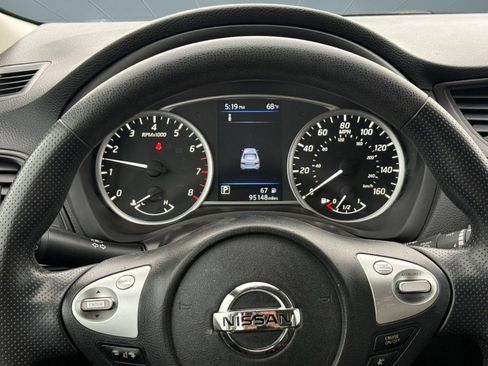 Used 2019 Nissan Sentra S image 18