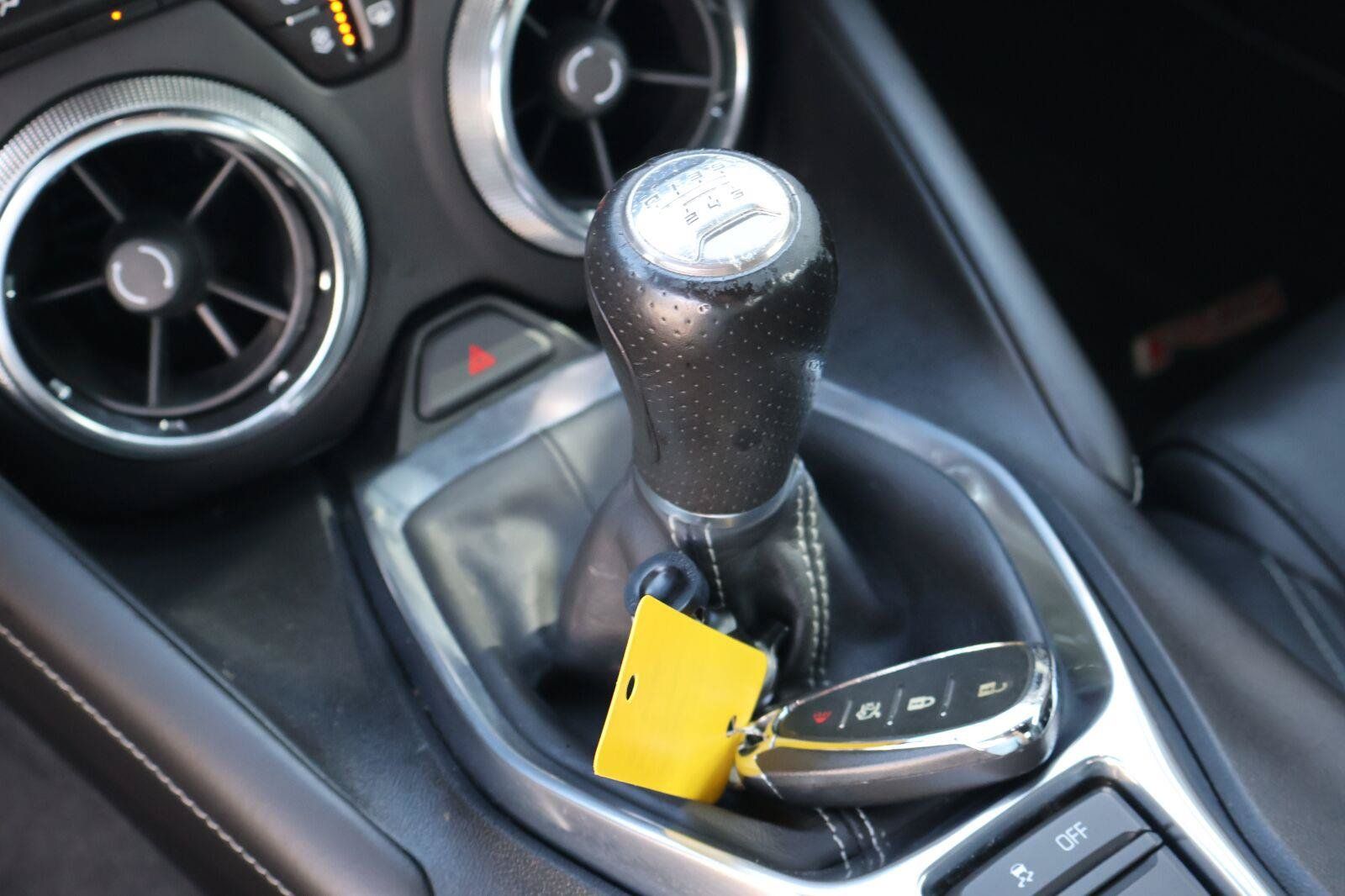 Used 2018 Chevrolet Camaro LT RWD image 22