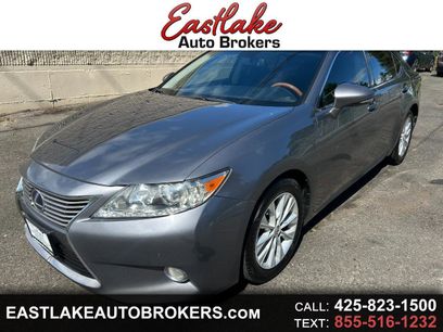 Used 2013 Lexus ES 300h w/ Premium Pkg