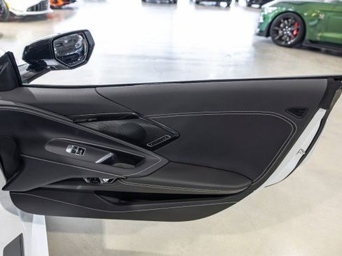 Used 2025 Chevrolet Corvette Stingray Preferred Conv w/ Z51 Performance Package RWD image 25