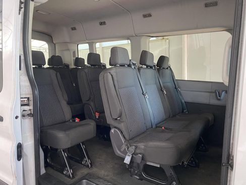 Used 2018 Ford Transit 350 XLT image 11