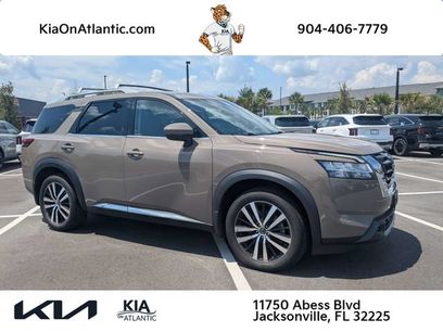 Used 2024 Nissan Pathfinder Platinum w/ Cargo Package