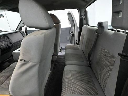 Used 2014 Ford F250 XL w/ Power Equipment Group image 29