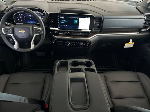 New 2026 Chevrolet Silverado 1500 LT w/ Leather Package AWD/4WD image 13