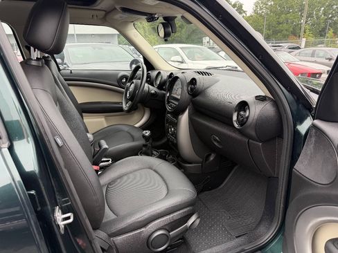 Used 2013 MINI Cooper Countryman FWD image 12