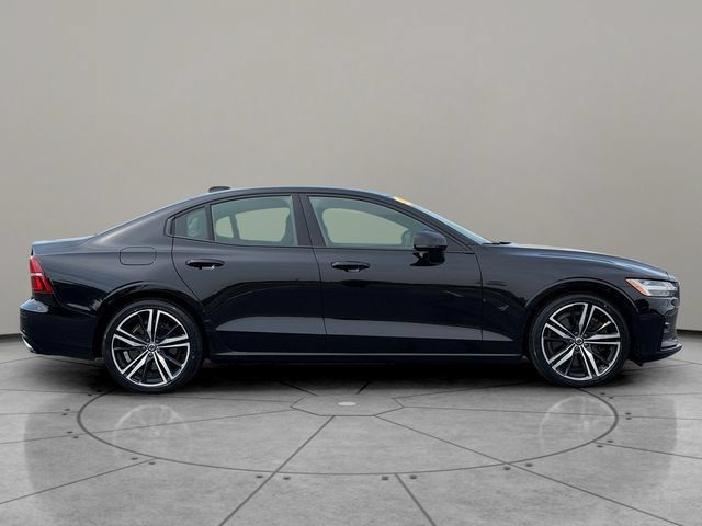 Used 2019 Volvo S60 T6 R-Design AWD/4WD image 7