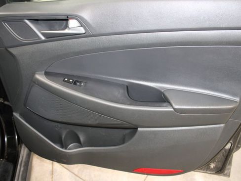 Used 2017 Hyundai Tucson Night w/ Cargo Package image 22