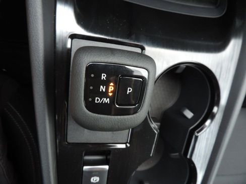 New 2026 Nissan Rogue S image 21