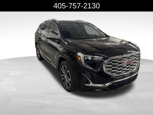 Used 2020 GMC Terrain Denali w/ Denali Premium Package image 2