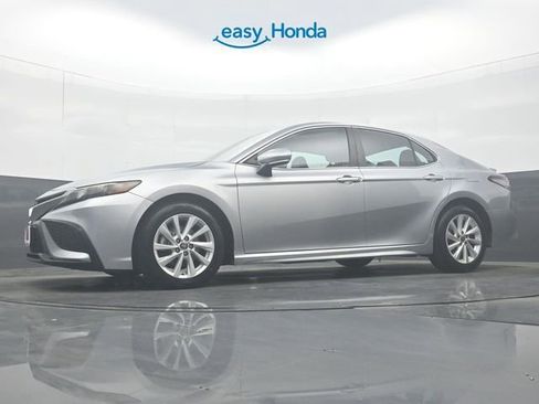 Used 2023 Toyota Camry SE FWD image 29