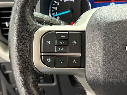 Used 2024 Ford Expedition Max XLT image 18