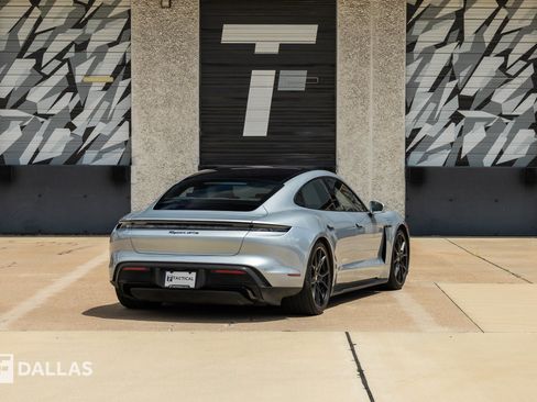 Used 2023 Porsche Taycan GTS w/ Premium Package (P6U) AWD/4WD image 15