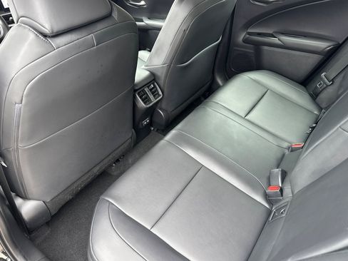 Used 2023 Lexus UX 250h FWD w/ Accessory Package (Z2) image 29