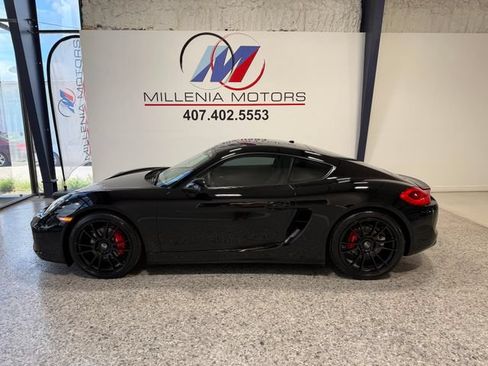 Used 2015 Porsche Cayman RWD image 1