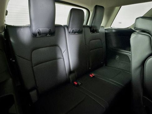 New 2026 Nissan Pathfinder SL image 23