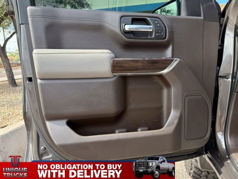 Used 2019 GMC Sierra 1500 SLT w/ SLT Premium Package image 15