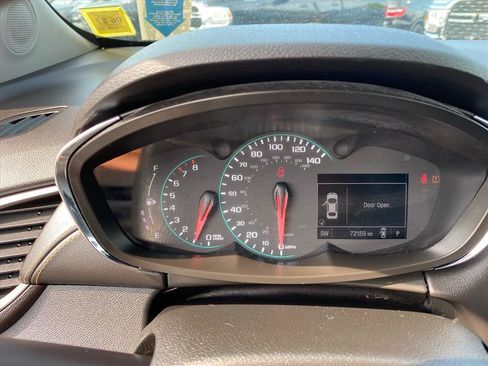 Used 2018 Chevrolet Trax LS FWD image 18