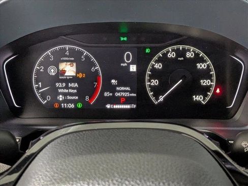 Used 2024 Honda Pilot EX-L image 10