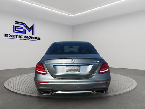 Used 2018 Mercedes-Benz E 300 4MATIC image 4