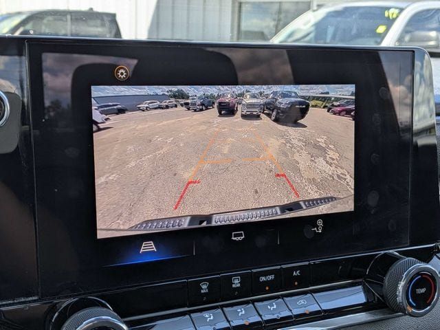 Used 2024 Chevrolet Colorado Trail Boss w/ Advanced Trailering Package AWD/4WD image 20
