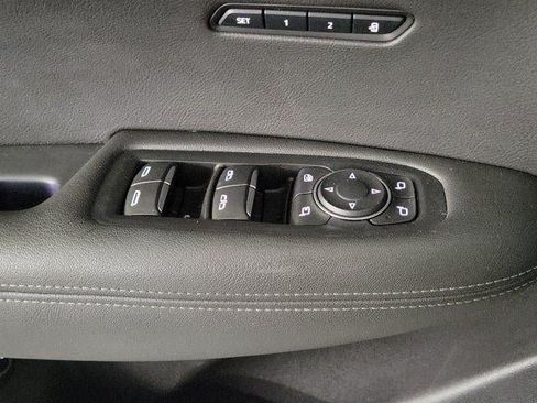Certified 2024 Cadillac XT6 Luxury FWD image 18