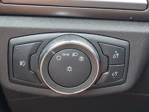 Used 2016 Ford Fusion Titanium FWD image 32