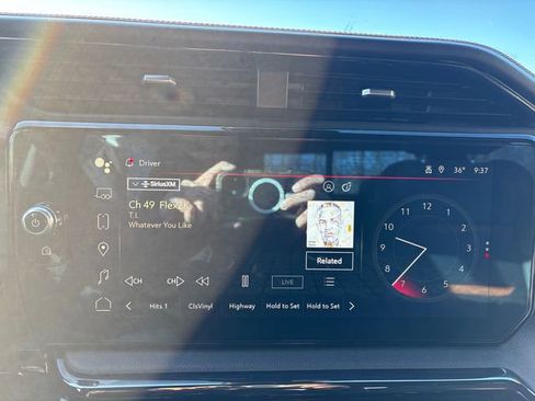 Used 2024 GMC Sierra 1500 AT4 w/ AT4 Preferred Package image 31