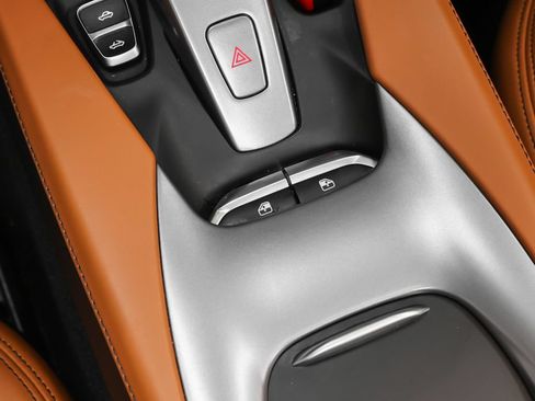 Certified 2019 Ferrari Portofino RWD image 59