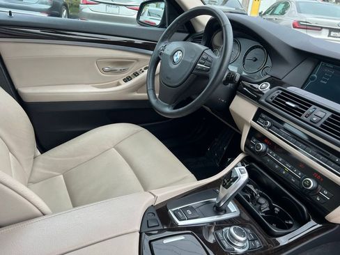 Used 2011 BMW 528i Sedan RWD image 33