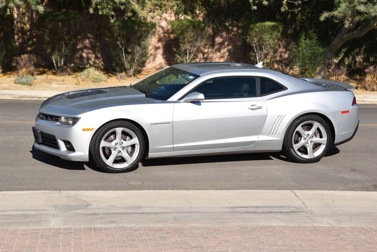 Used 2015 Chevrolet Camaro SS w/ RS Package RWD image 16