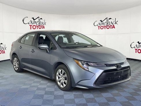 Used 2024 Toyota Corolla LE image 3