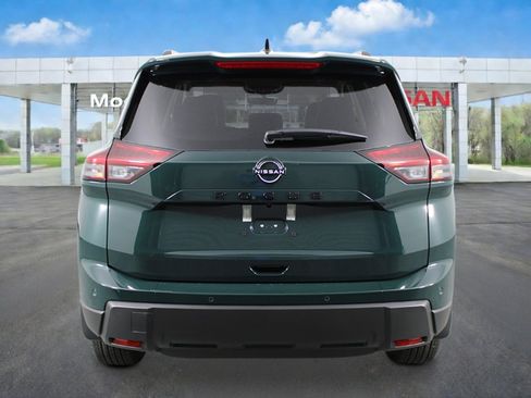 New 2026 Nissan Rogue SV image 4