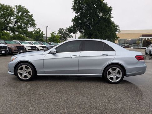 Used 2014 Mercedes-Benz E 250 BlueTEC Sedan image 6
