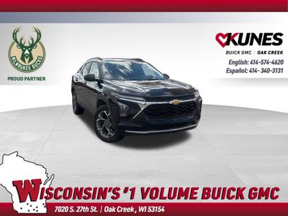 Used 2025 Chevrolet Trax LT