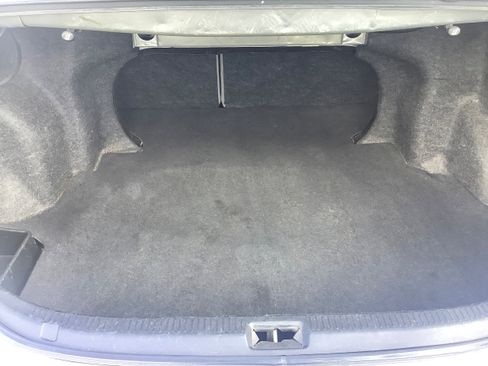 Used 2009 Toyota Camry LE image 14