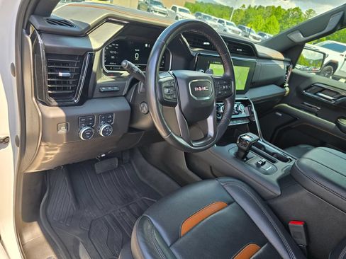 Certified 2023 GMC Sierra 1500 AT4 w/ Technology Package AWD/4WD image 30