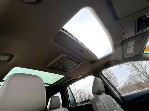 Used 2016 Honda Pilot Elite image 22