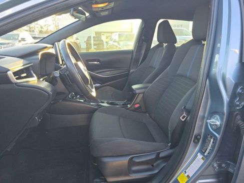 Used 2021 Toyota Corolla SE image 9