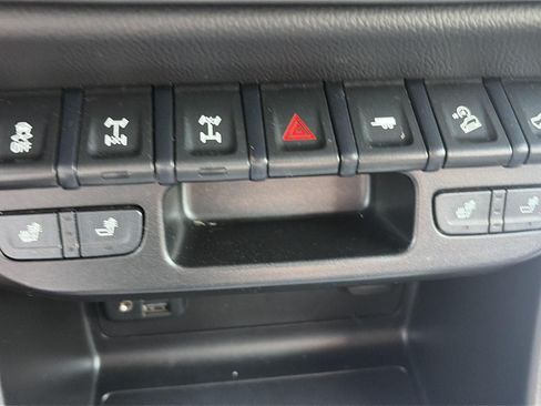 Used 2019 Chevrolet Colorado ZR2 AWD/4WD image 20