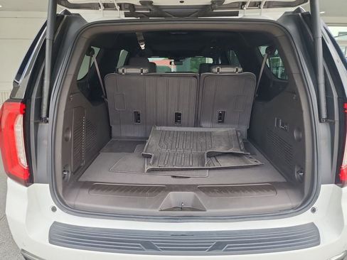Certified 2022 GMC Yukon XL SLT w/ SLT Premium Package RWD image 26
