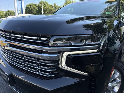 Used 2023 Chevrolet Tahoe Premier w/ Advanced Technology Package AWD/4WD image 6